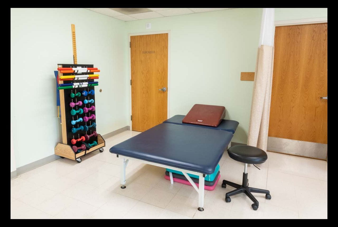 DeMay - Physical Therapy Gym